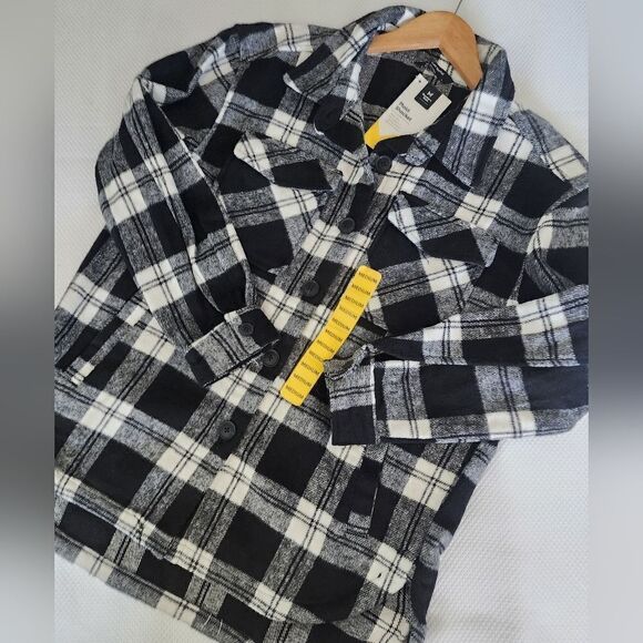 Members mark plaid shacket new with tags - Picture 9 of 11